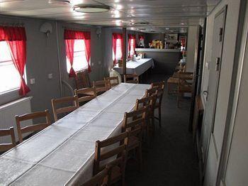 Botel Barka Basia